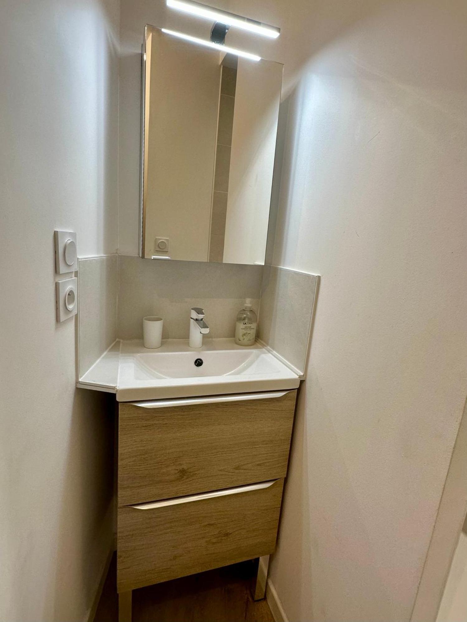 Appartement Bergerie Renove Clim Balneo Piscine Jardin Mediterraneen Hyères
